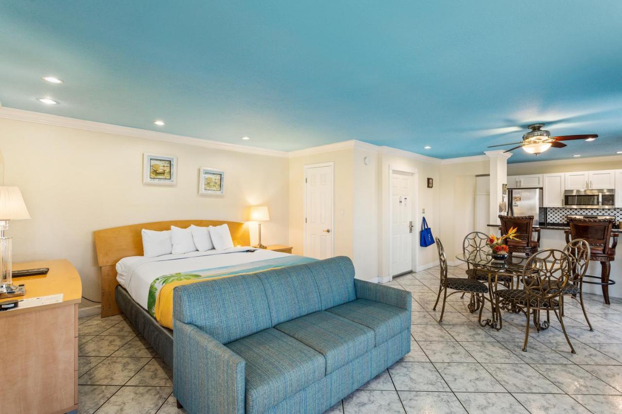 Bayview Plaza Waterfront Resort St. Pete Beach Exteriör bild