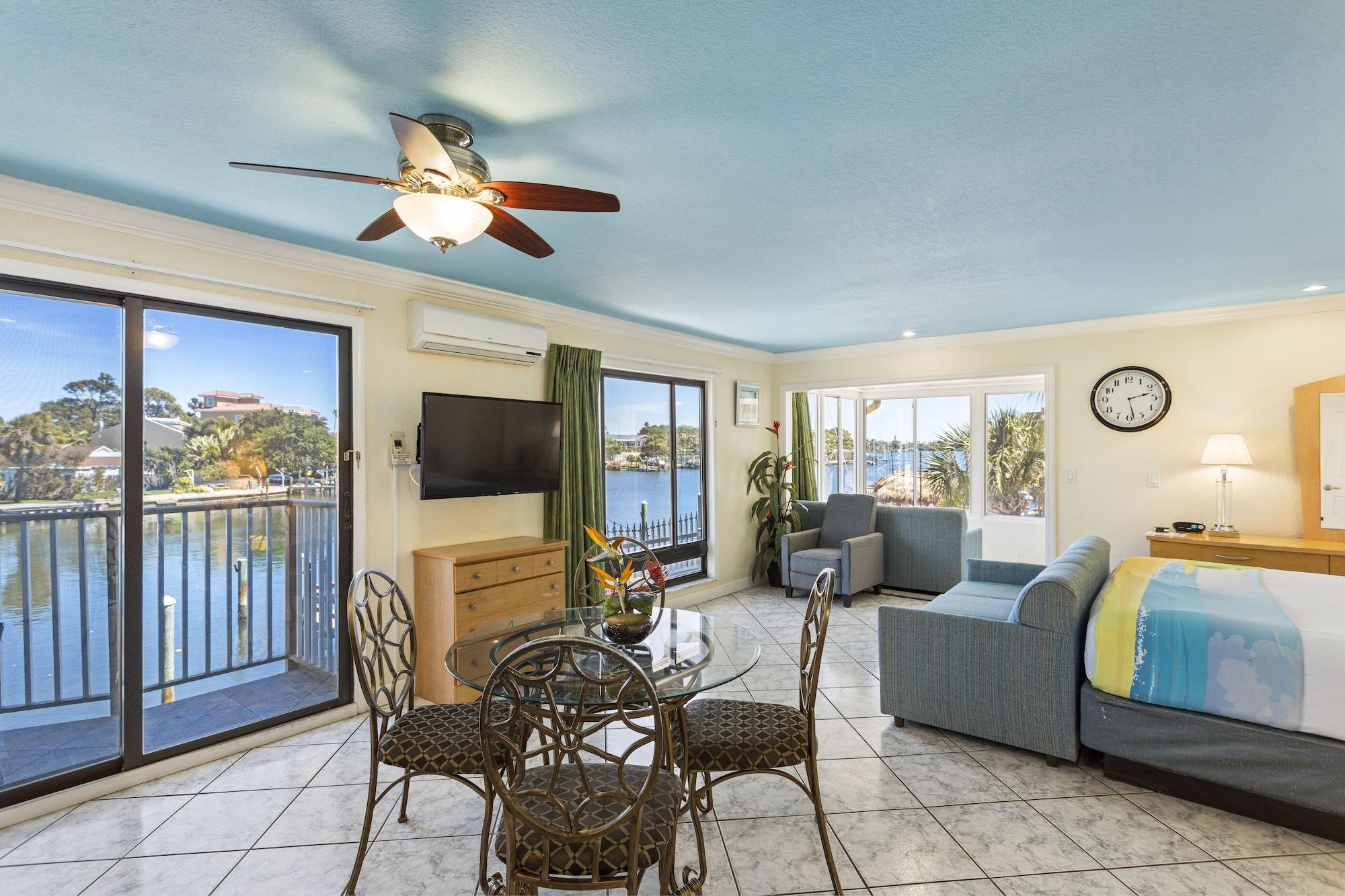 Bayview Plaza Waterfront Resort St. Pete Beach Exteriör bild