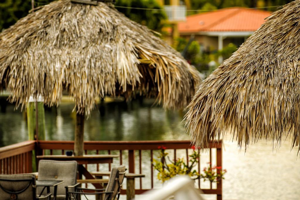 Bayview Plaza Waterfront Resort St. Pete Beach Exteriör bild