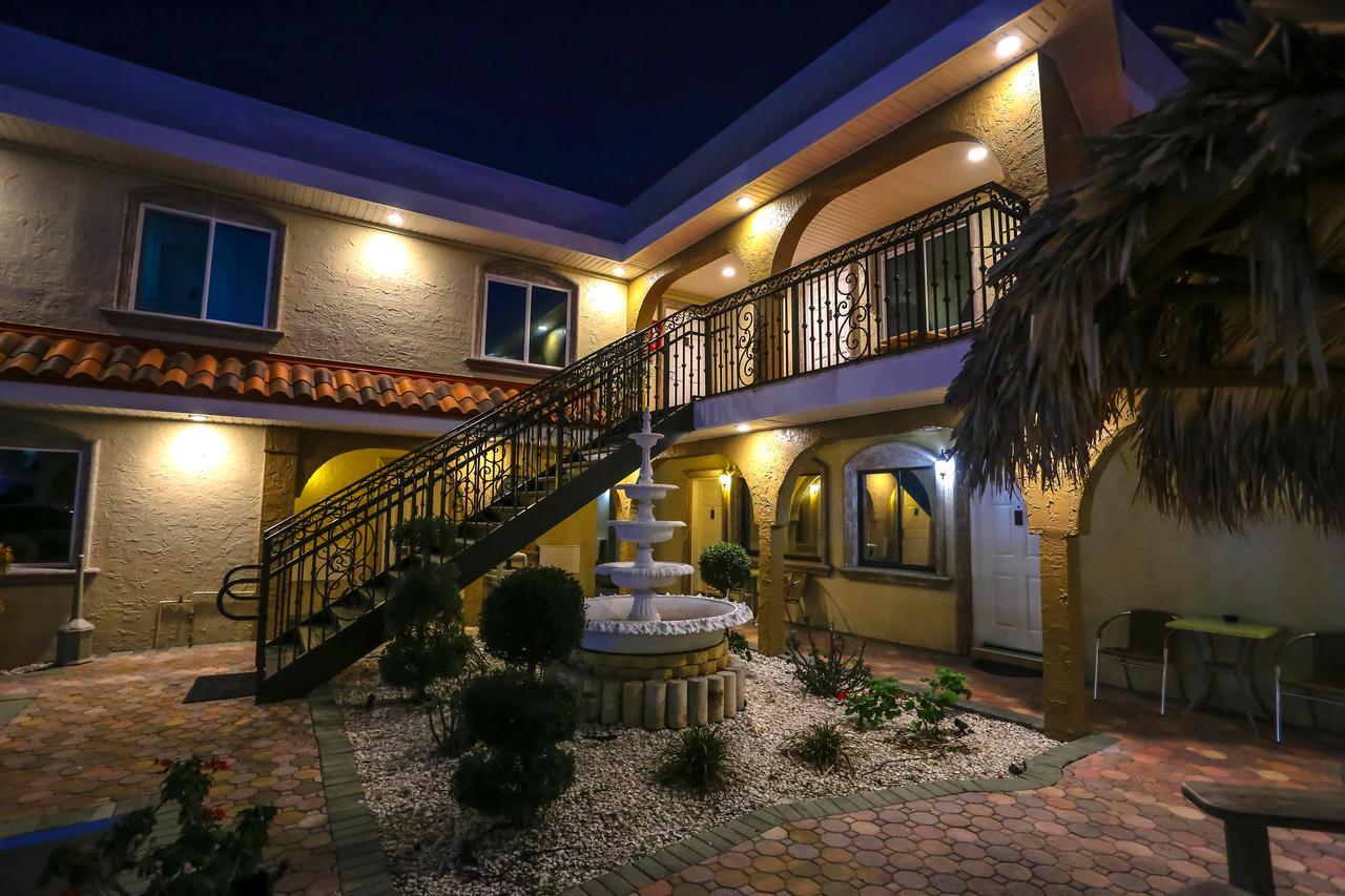 Bayview Plaza Waterfront Resort St. Pete Beach Exteriör bild